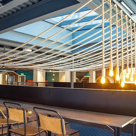 Destiny Student - The Point Apartament Dublin